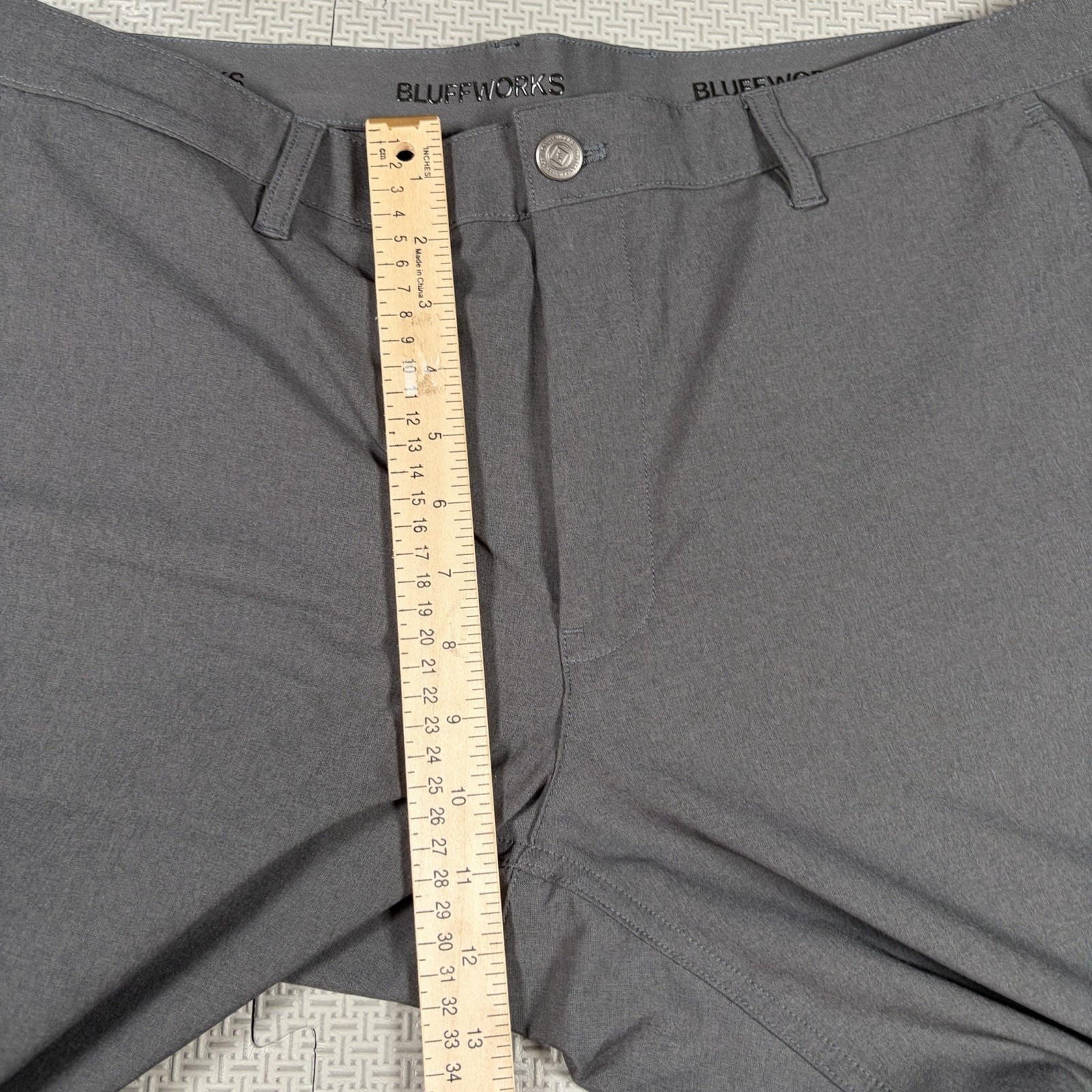 Bluffworks Pants Mens 38x34(33) Envoy Lightweight Travel Chino Regular Tech Euc — image 8 of 8